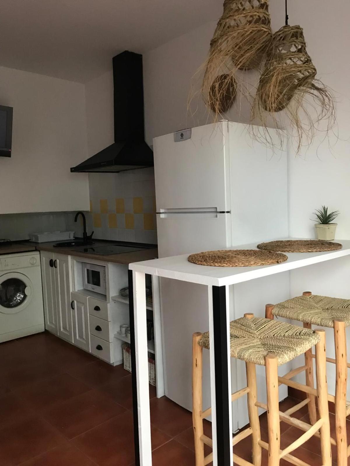 Apartament Con Encanto, By Vg *